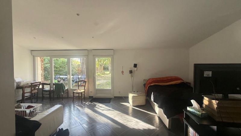 Maison - 520 m² - 6 pièces