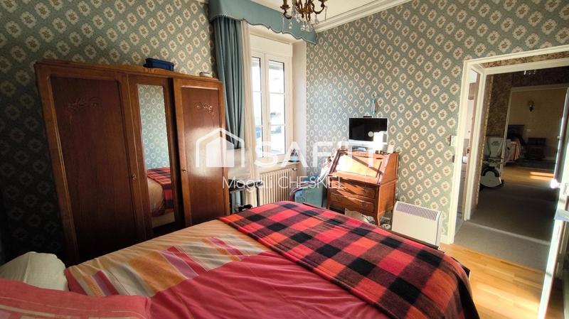 Maison - 172 m² - 9 pièces