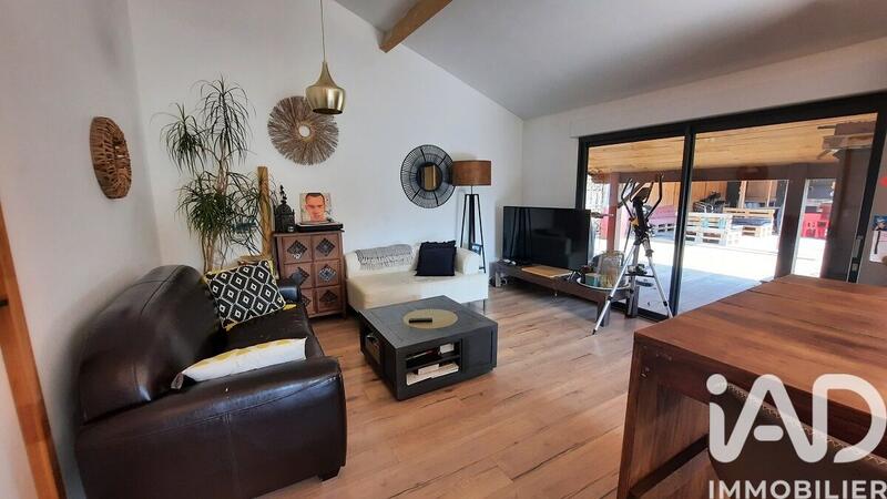 Maison - 185 m² - 5 pièces