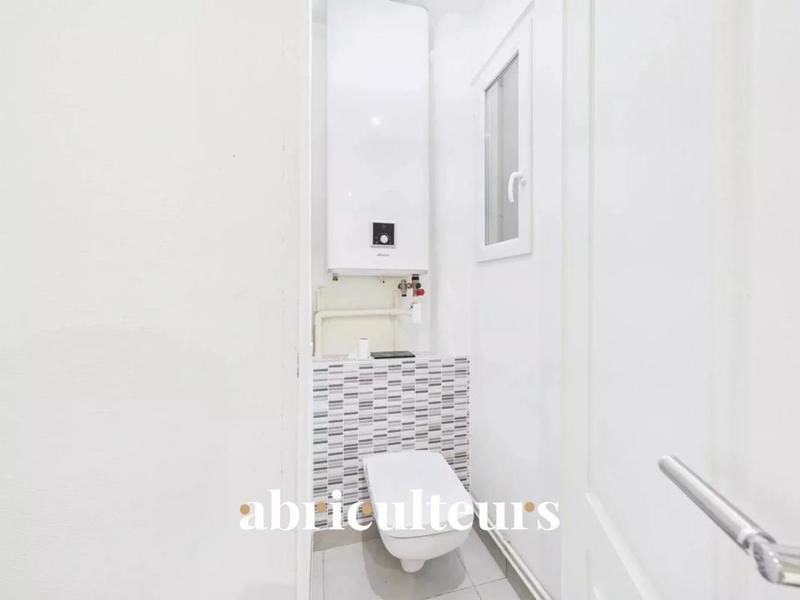 Bureau - 33 m² - 2 pièces