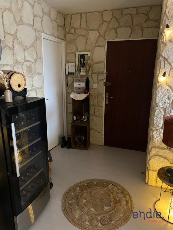 Appartement - 82 m² - 4 pièces