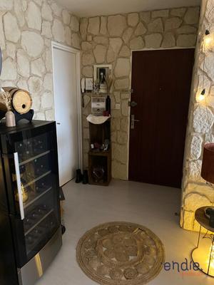 Appartement - 82 m² - 4 pièces