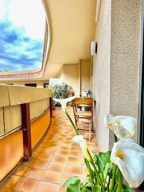 Appartement ancien - 87 m² - 4 pièces