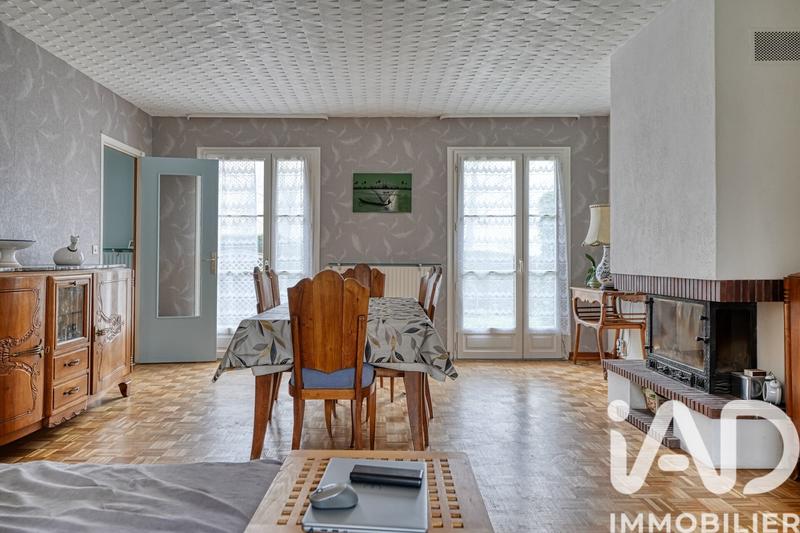 Maison - 137 m² - 6 pièces