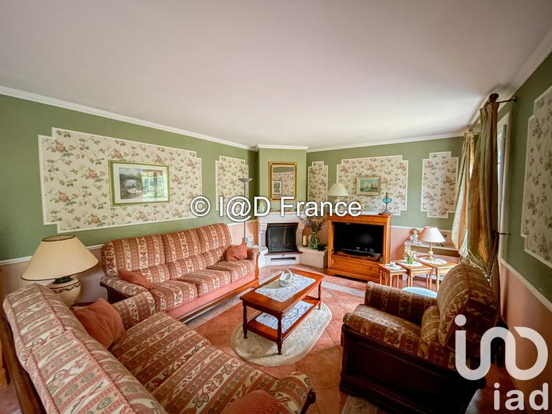 Maison - 160 m² - 8 pièces