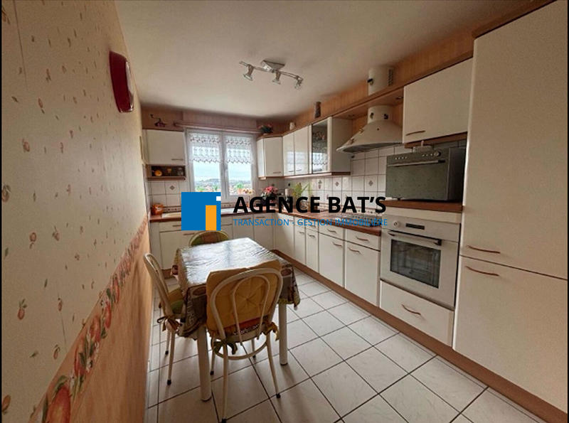 Appartement - 85 m² - 4 pièces
