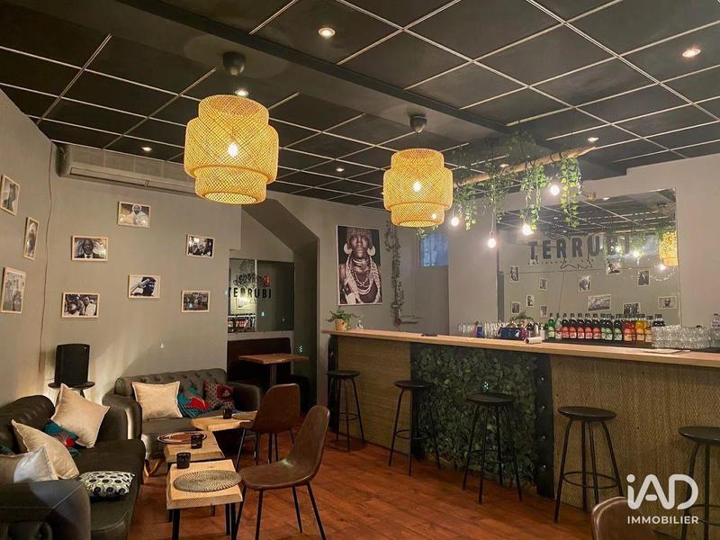 Local commercial - 127 m²