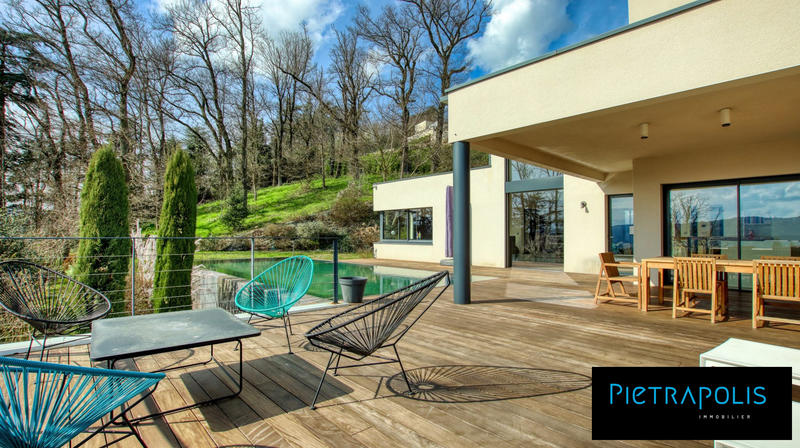 Maison contemporaine - 210 m² - 5 pièces