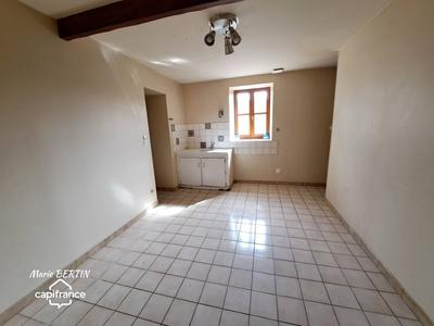 Maison - 96 m² - 5 pièces