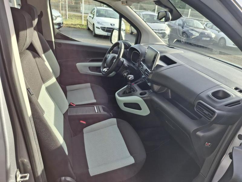 Citroën Berlingo 1,5BlueHDI130cv Shine ttes options