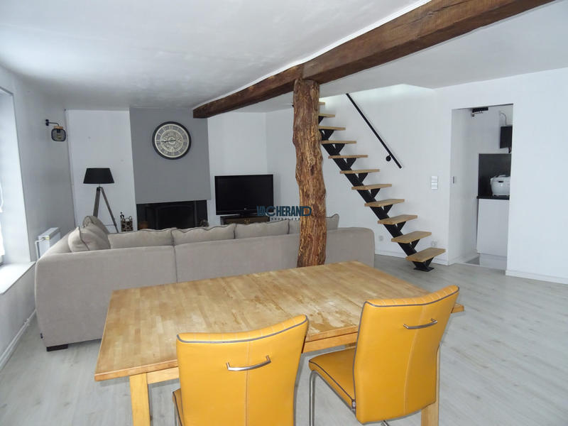 Maison traditionnelle - 112 m² - 4 pièces