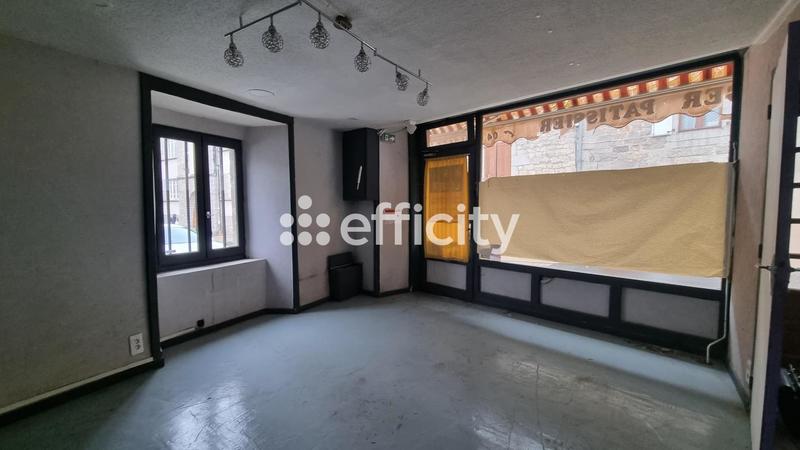 Maison - 152 m² - 6 pièces