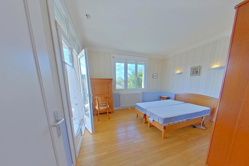 Maison - 150 m² - 7 pièces