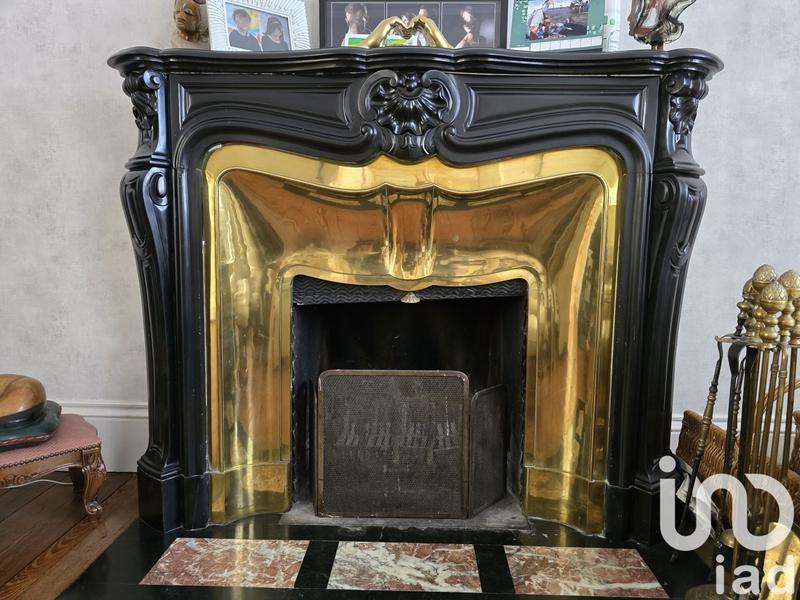 Maison de ville - 231 m² - 9 pièces