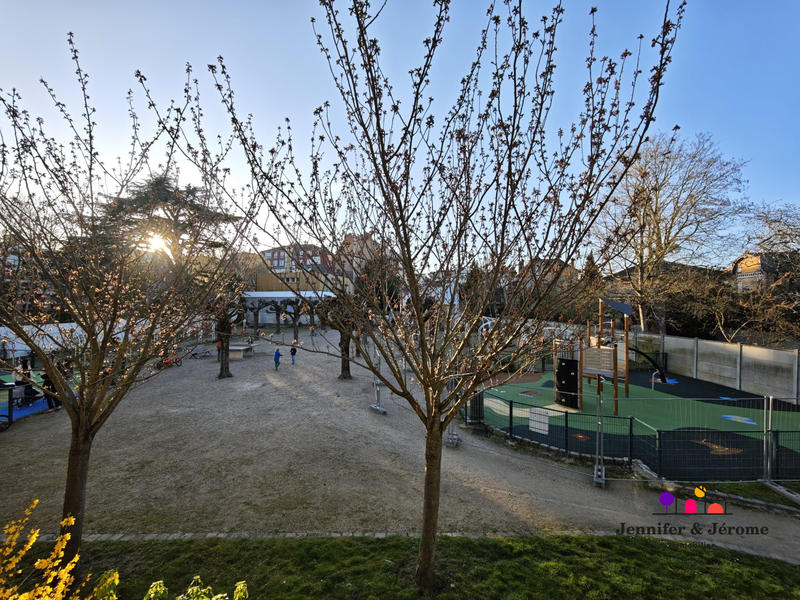 Appartement - 106 m² - 6 pièces