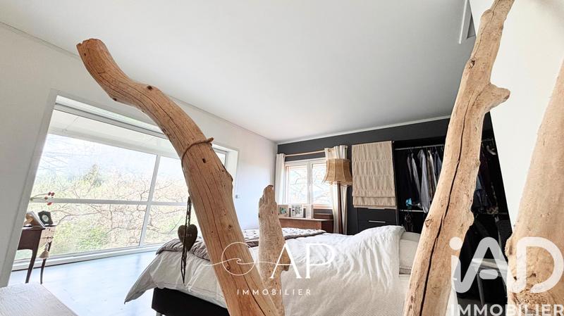 Maison de maîtres - 240 m² - 6 pièces