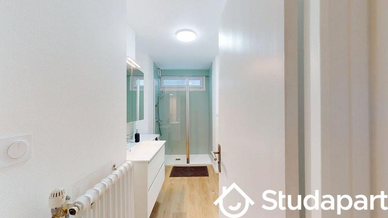 Chambre - 9 m² - 1 pièce