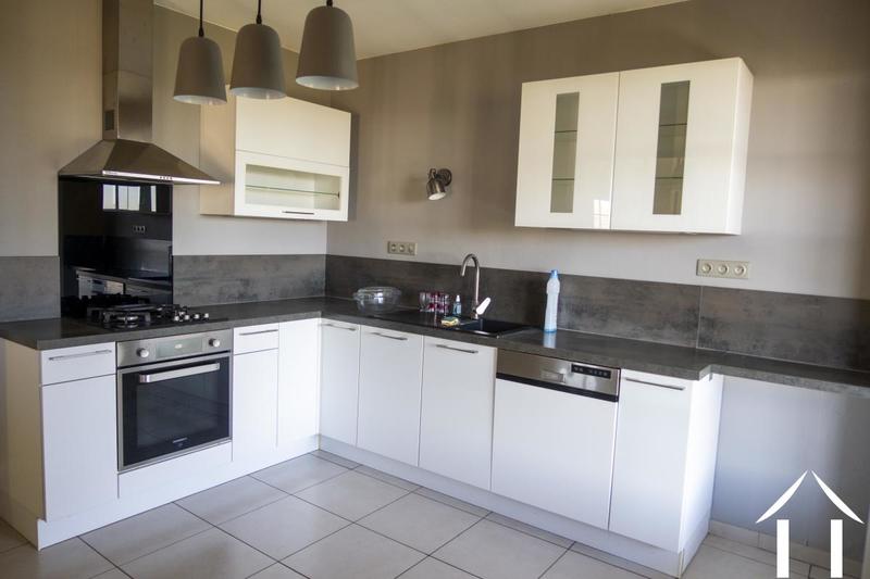 Maison - 98 m² - 5 pièces