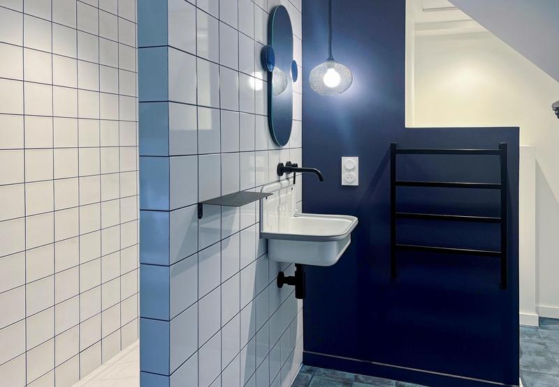 Maison - 220 m² - 8 pièces