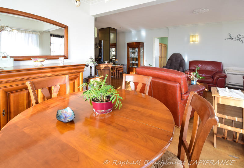 Appartement - 97 m² - 4 pièces