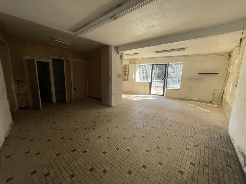 Immeuble - 130 m² - 7 pièces