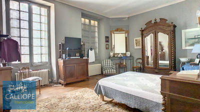 Propriété - 420 m² - 15 pièces