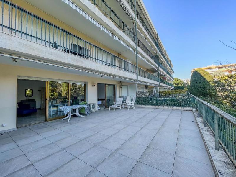 Appartement - 81 m² - 3 pièces