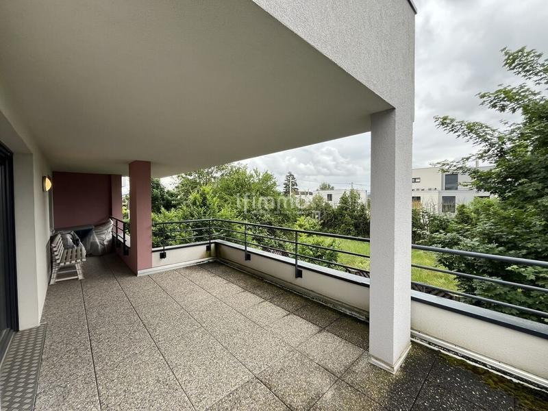 Appartement - 81 m² - 3 pièces