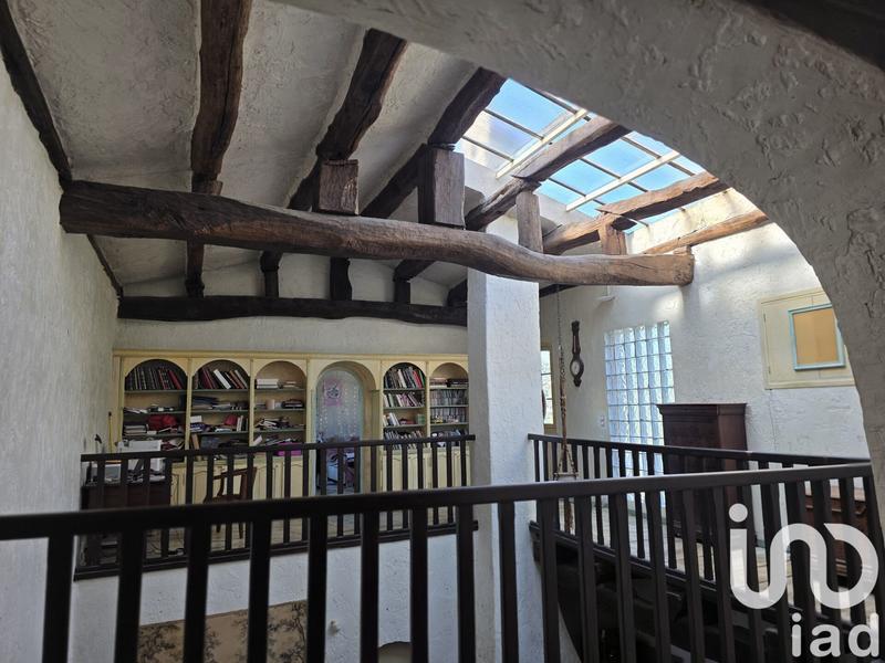 Maison - 232 m² - 7 pièces