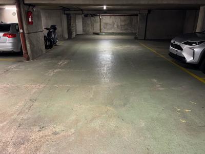 Parking / Garage - 10 m²