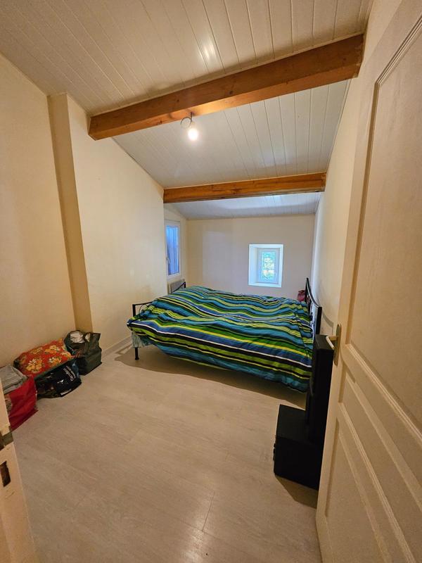 Maison - 250 m² - 10 pièces