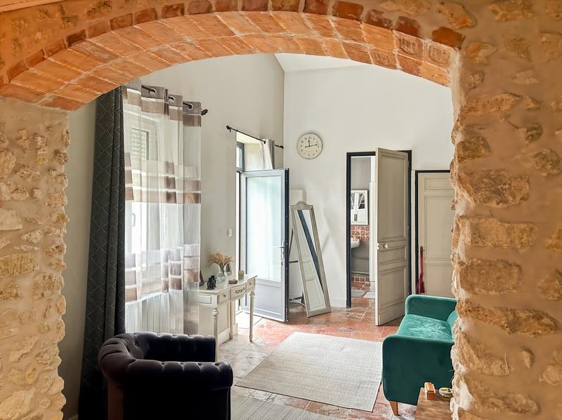 Maison - 682 m² - 20 pièces