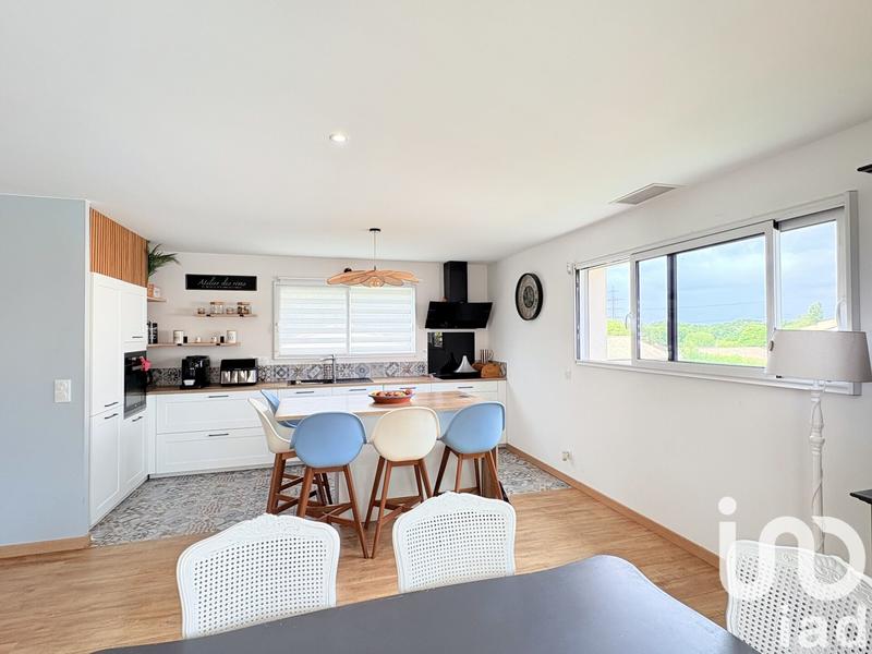 Maison - 127 m² - 5 pièces