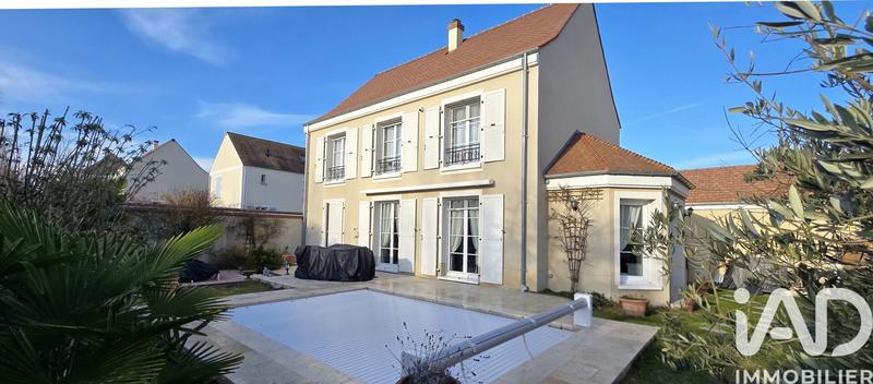 Maison - 135 m² - 6 pièces