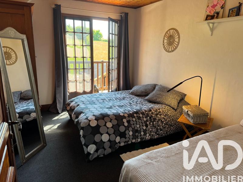 Maison - 200 m² - 7 pièces