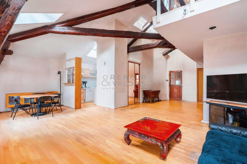 Appartement - 102 m² - 4 pièces