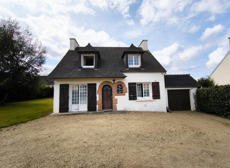 Maison - 98 m² - 5 pièces