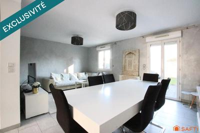 Maison - 111 m² - 7 pièces