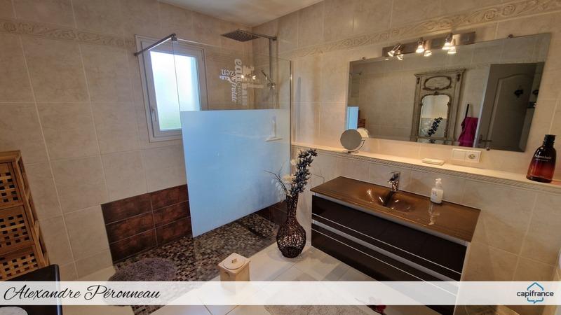 Maison - 175 m² - 7 pièces