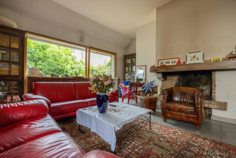 Maison - 227 m² - 10 pièces