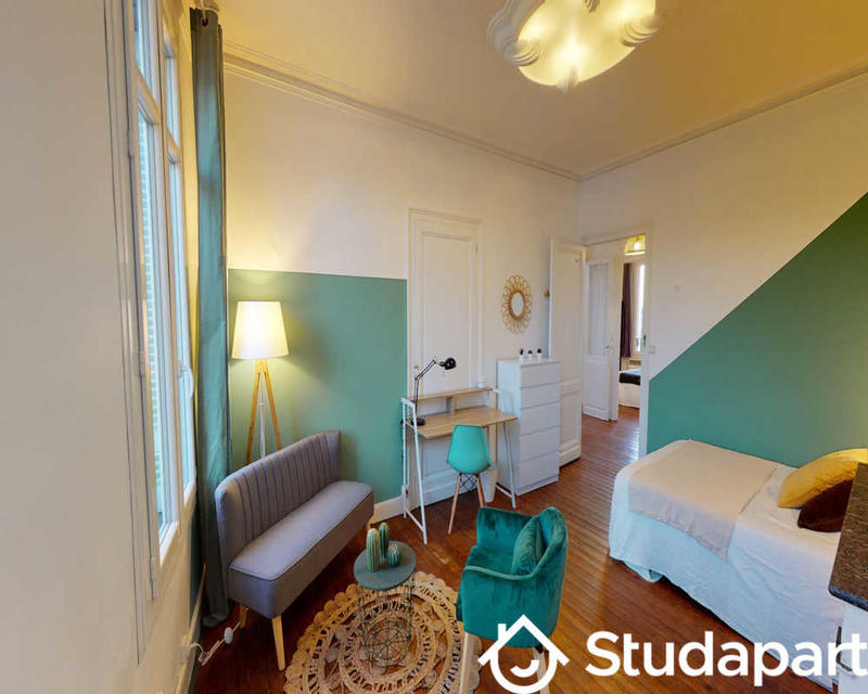 Chambre - 230 m² - 1 pièce