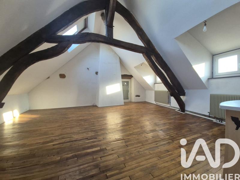 Maison - 239 m² - 7 pièces