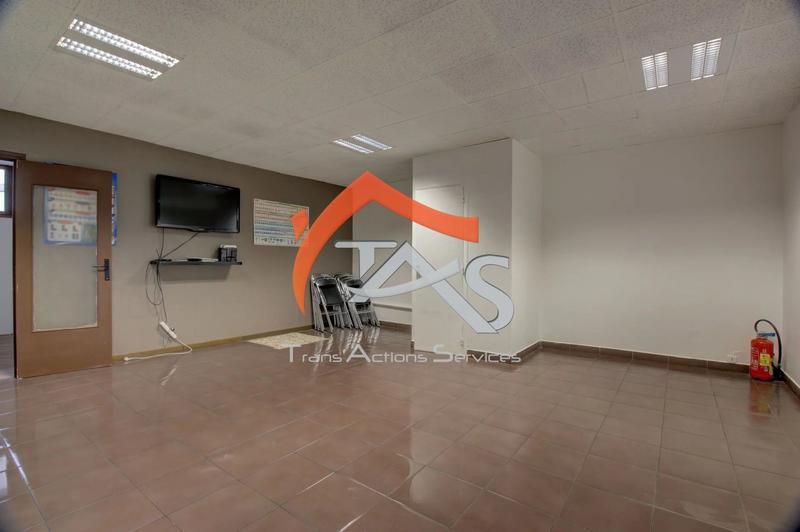 Bureau - 69 m² - 3 pièces