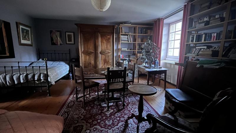 Maison - 350 m² - 13 pièces