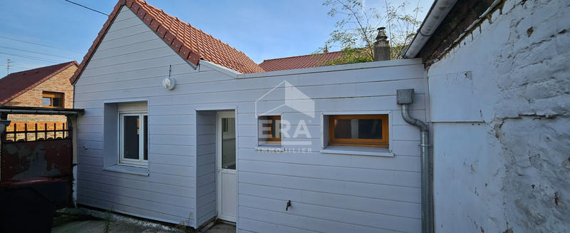 Maison - 80 m² - 5 pièces