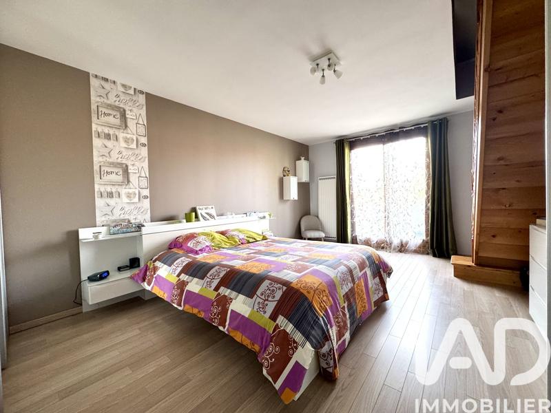 Maison - 152 m² - 7 pièces