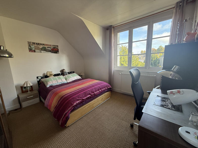 Maison - 191 m² - 7 pièces