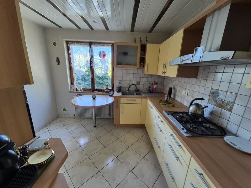 Maison - 85 m² - 5 pièces