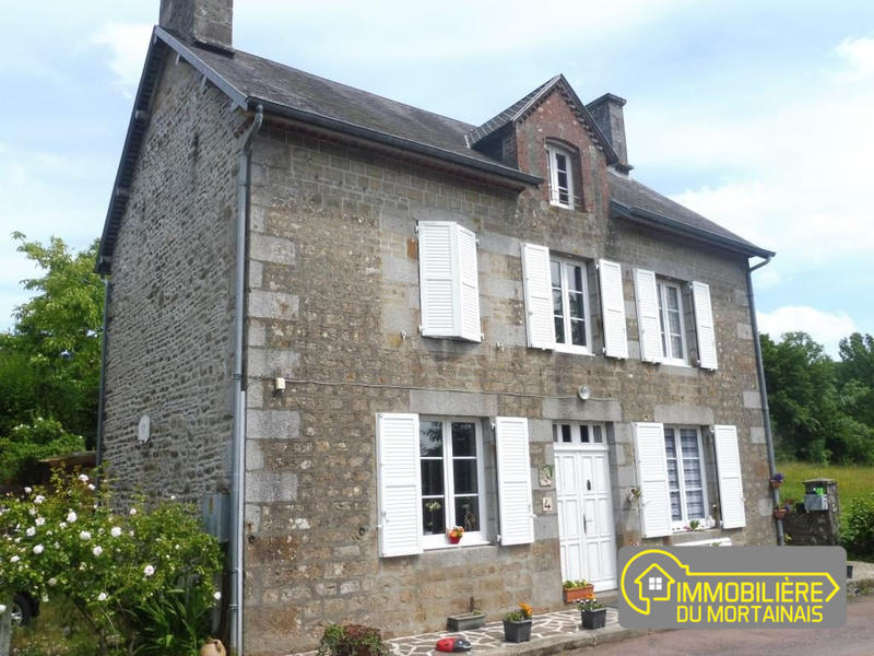 Maison - 94 m² - 5 pièces