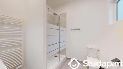 Chambre - 9 m² - 1 pièce